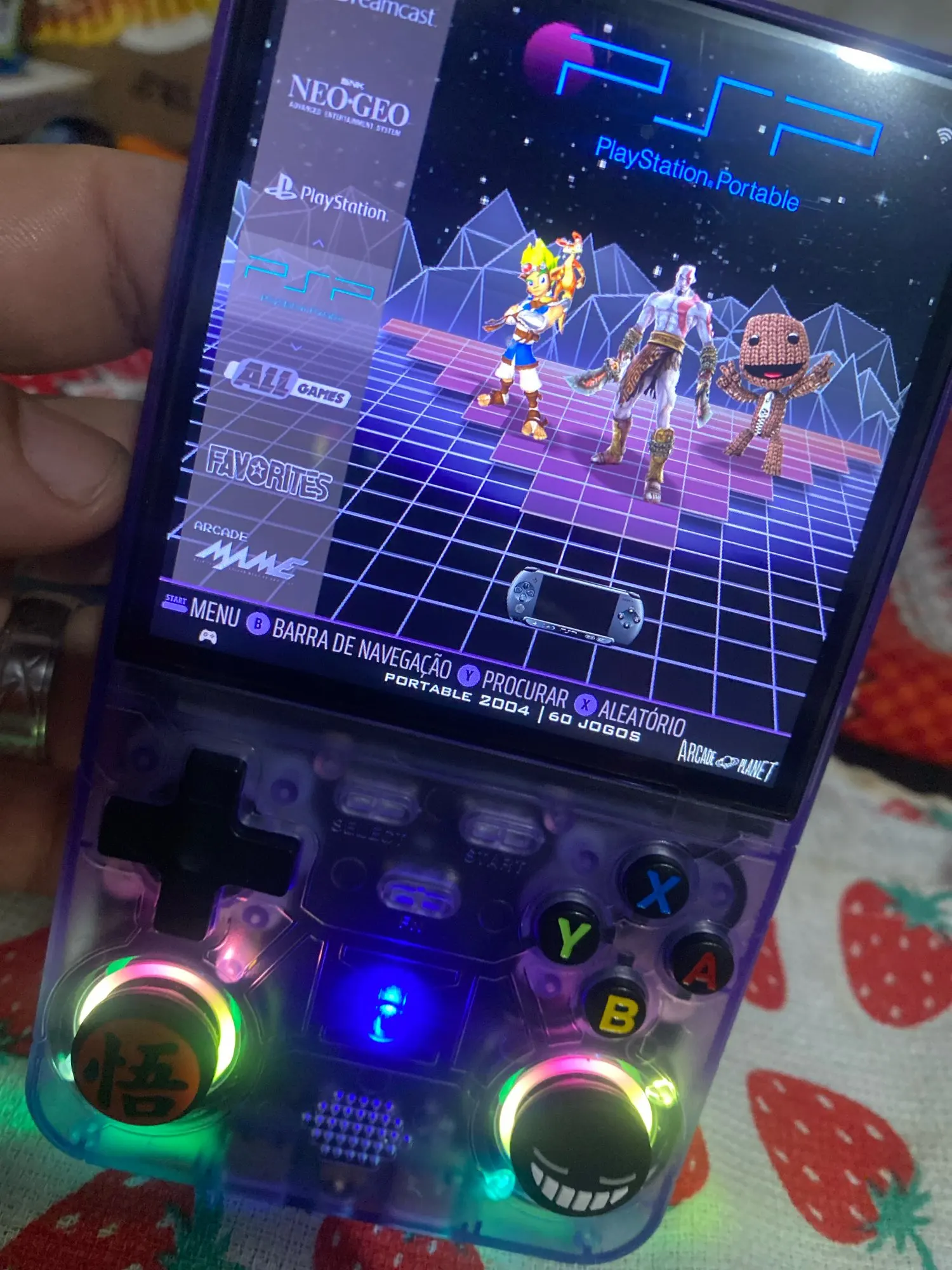 R36 ULTRA photo review