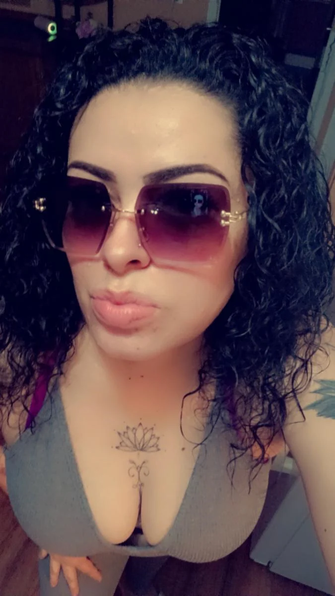 2025 Fashion Oversized Rimless Sunglasses photo review