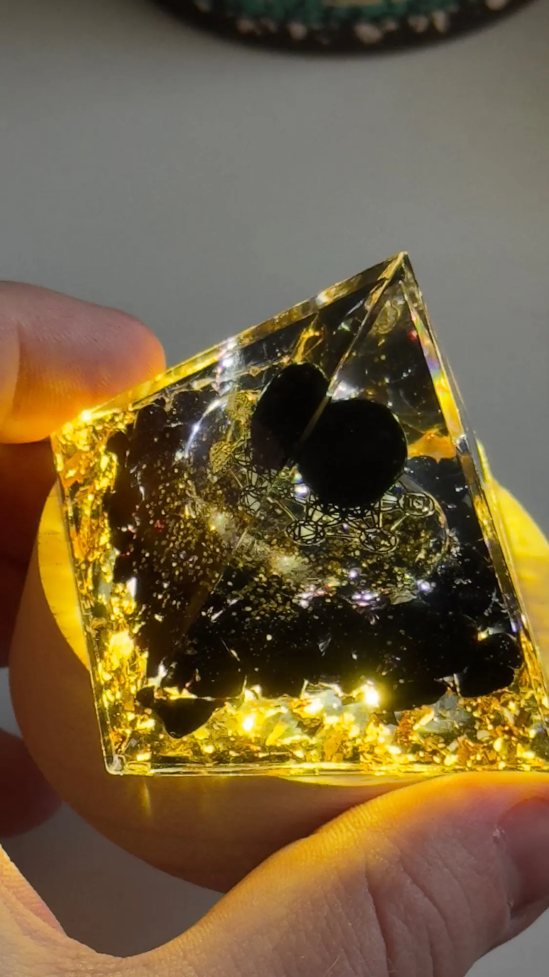 Natural Amethyst Orgonite Energy Pyramid: A Healing Crystal photo review