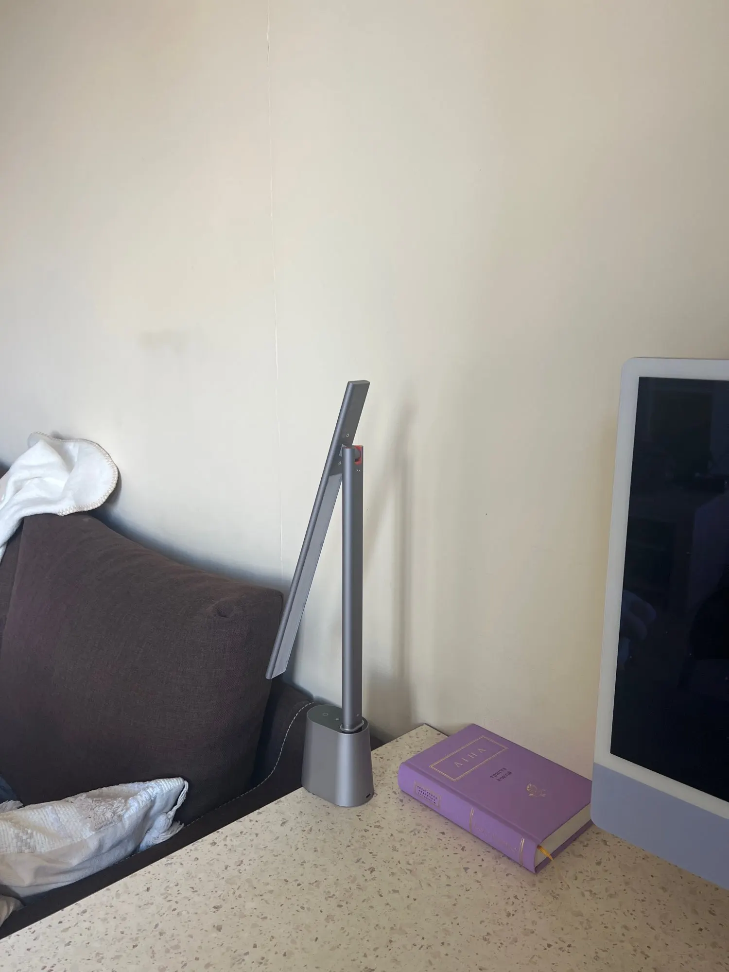 Baseus Smart Eye Protection LED Desk Lamp with Dimmable photo review