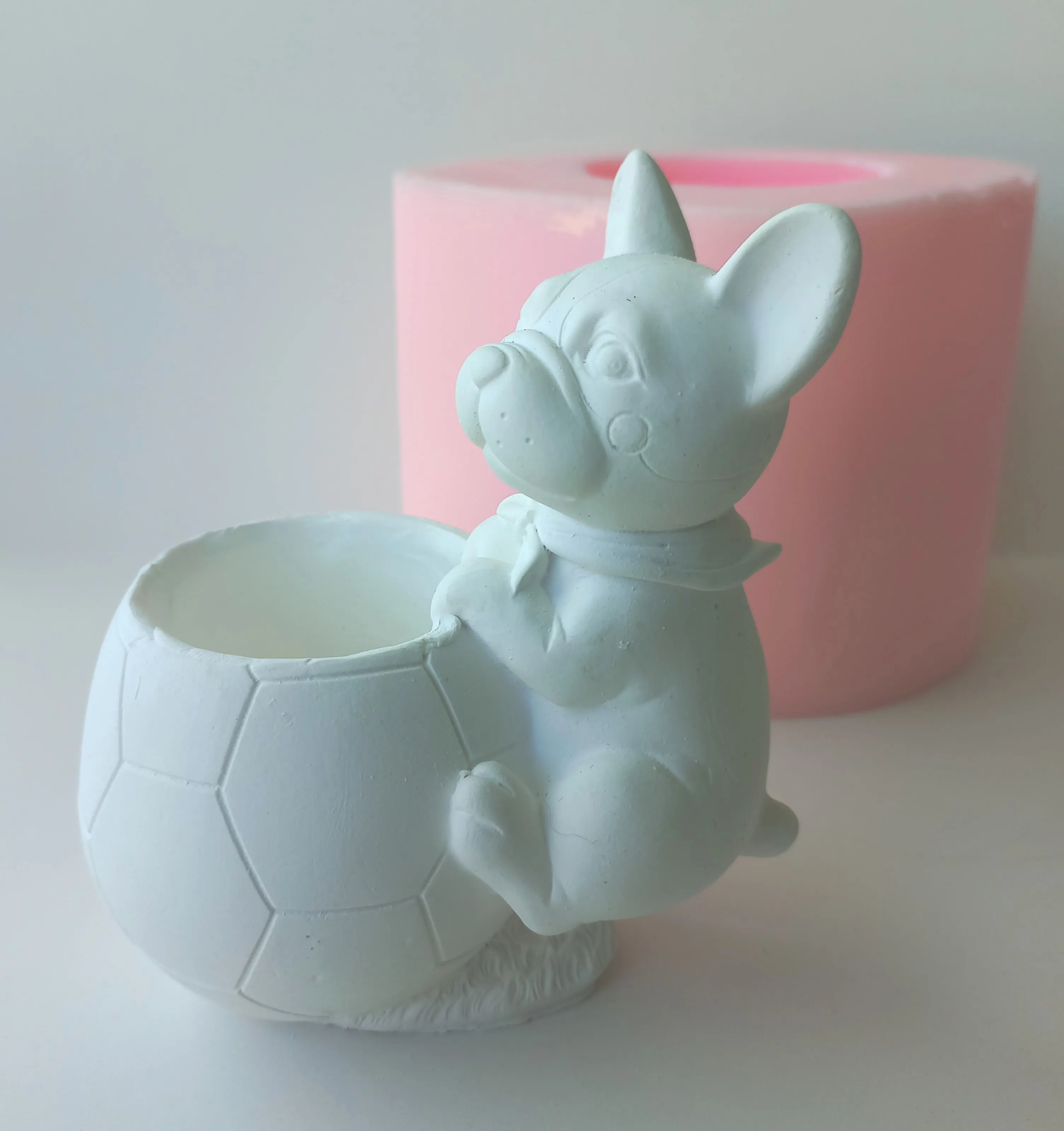 

Dog flower pot silicone mold diy,clay,flower,ornament,decor,decoration,home decor,handmade,modelling,cake,pastry,home