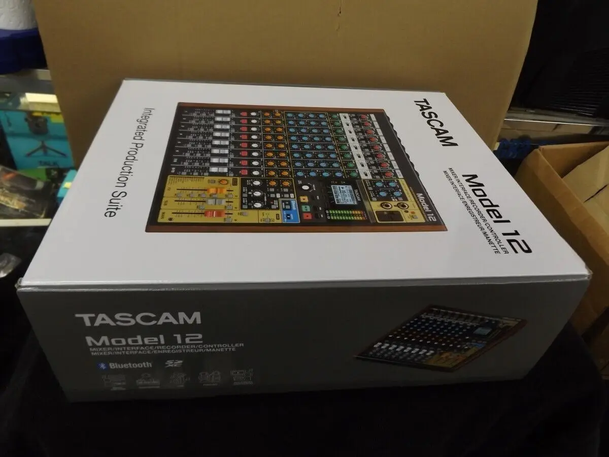Vendite Calde Tascam Modello 12 Suite Di Produzione Integrata Mixer/Registratore/Audio Usb (Wbp002570)