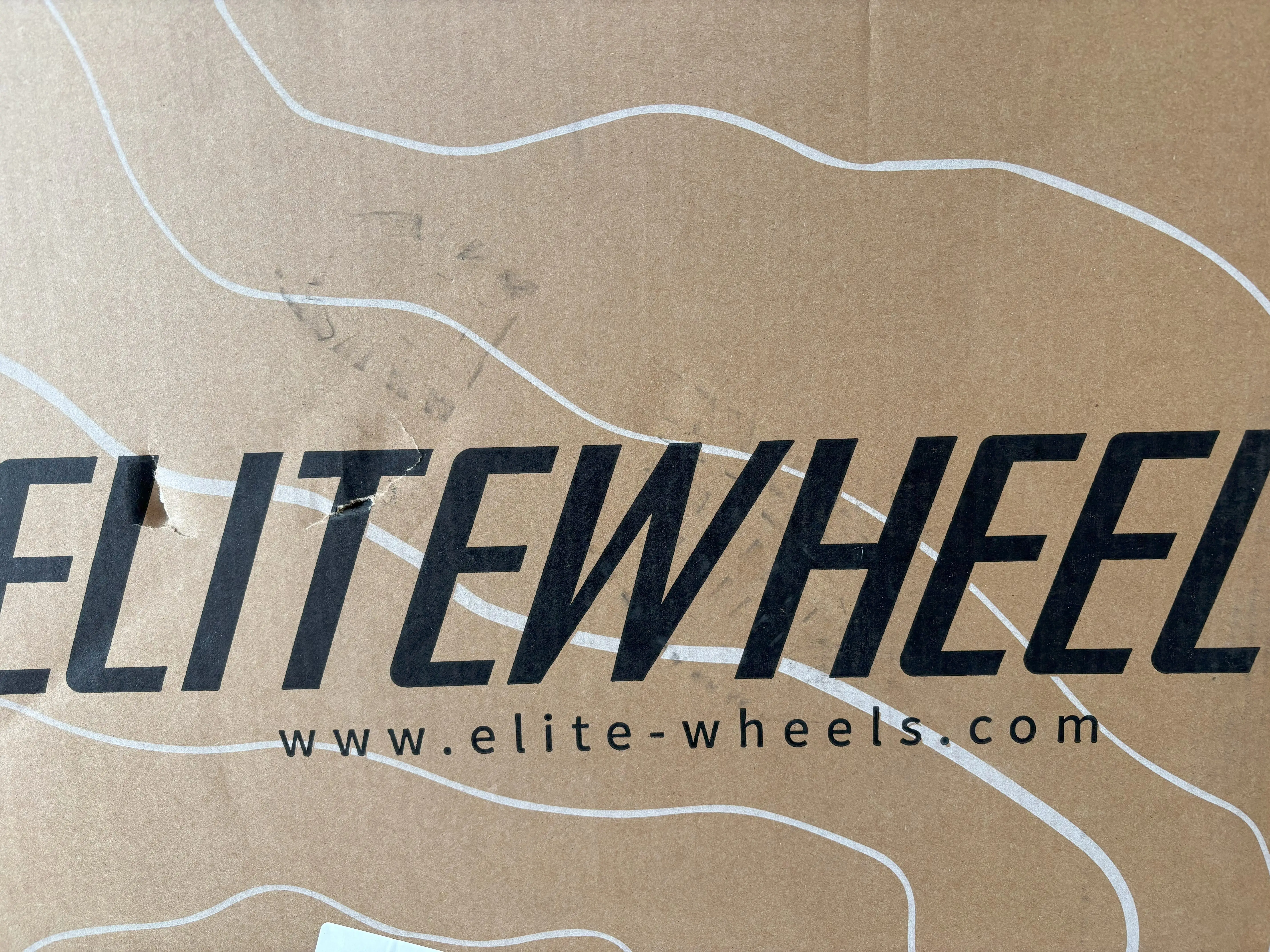 超美品　ELITEWHEELS EDGE 38 Amazon.com : ELITEWHEELS Edge 35mm Gravel Carbon Wheels Ultralight