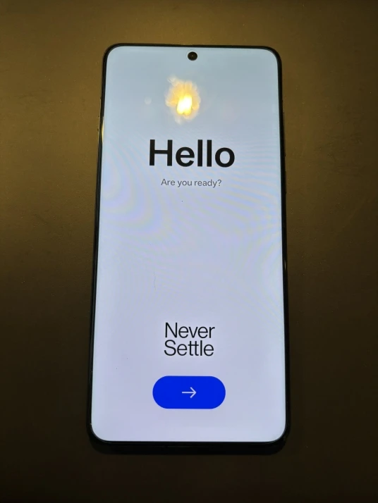 OnePlus 13 smartphones 5g android 15 Snapdragon 8 Elite 100W SUPERVOOC 6000 mAh Battery OxygenOS 15 50MP Camera photo review