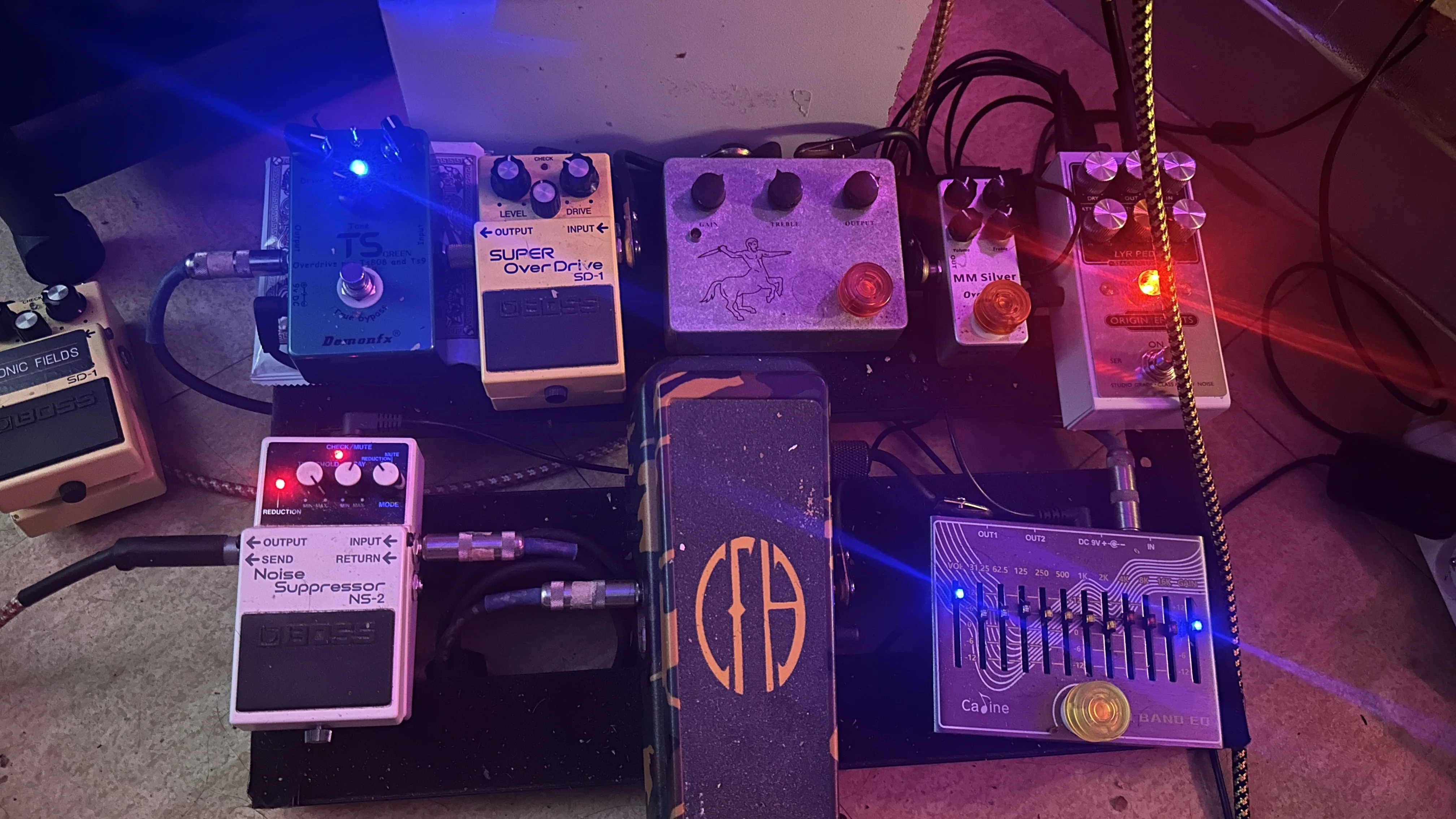 LYR-PEDAL ギターエフェクター LYR PEDALS Ly Rock White Classic Dual Pressure Stacked Compression