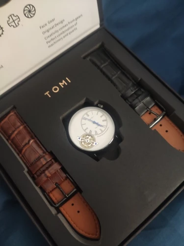 Clockwork Quartz V1 Watch Gift Box Set (3 Pcs) photo review