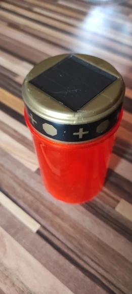 Bougie solaire funéraire pour cimetière