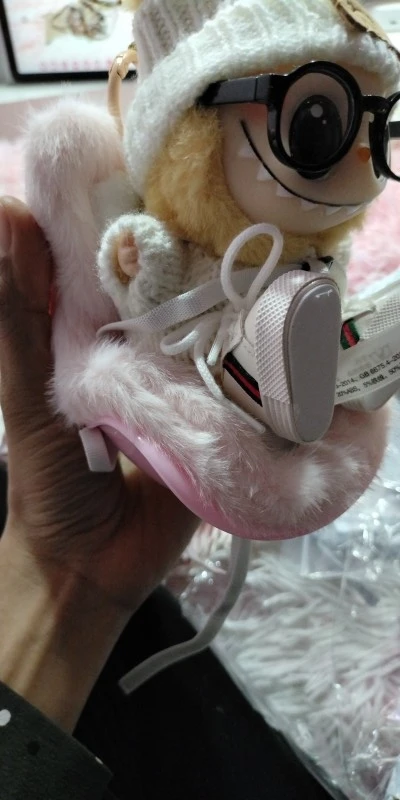 Labubu Doll Accessories: 15/17CM Car Safety Seat Air Vent Aromatherapy Decor photo review