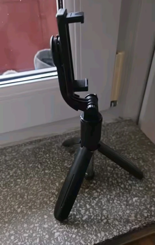 Selfie Stick Tripod for Cell Phone, Mobile Stand Monopod with Wireless Remote photo review