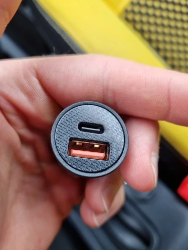 Baseus 30W USB Car Charger photo review