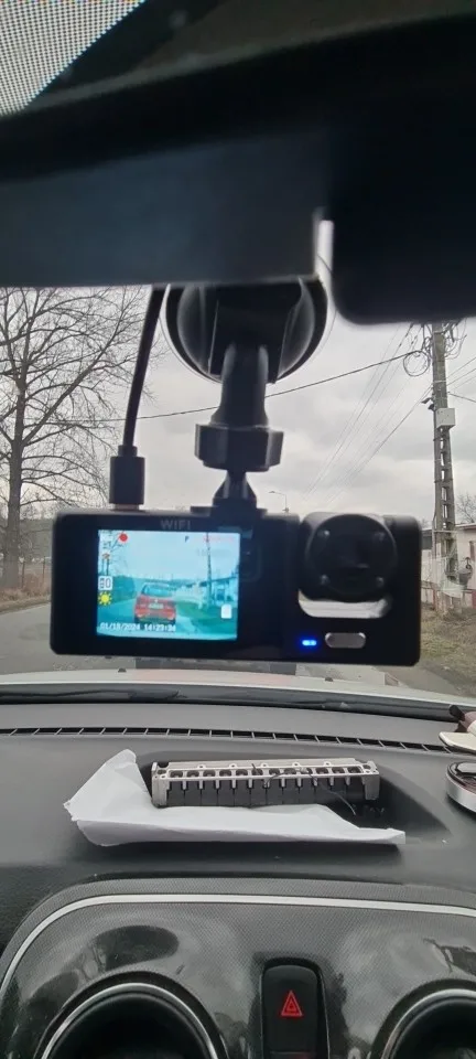 3 Channel Car DVR Wifi HD 1080P 3-Lens Inside Vehicle Dash CamThree Way Camera DVRs Recorder Video Registrator Dashcam Camcorder photo review
