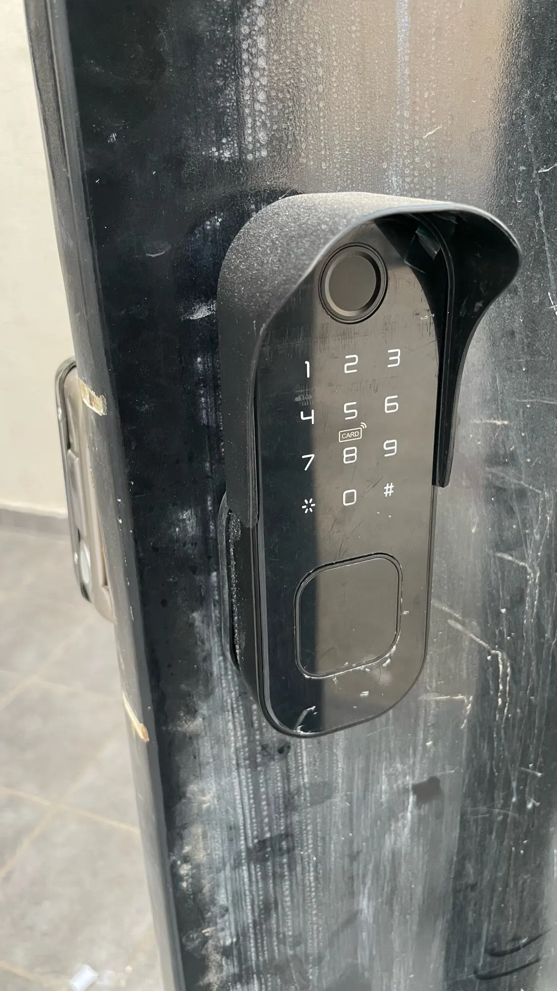 قفل ذكي الكتروني بخاصية البصمة والبلوتوث متوافق مع جوجل اسستنت والكيسا