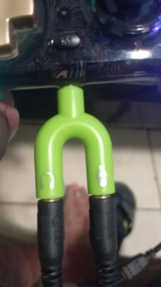 Adaptador Splitter Divisor Y P3/P2 para Fone, Microfone, Lapela e Headset Áudio photo review