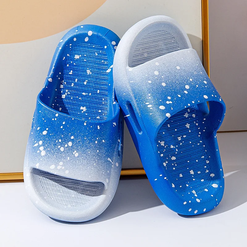 

Summer Kids Solid Sandals Boys Girls Cute Beach Slippers Sandals Non-Slip Soft Sole Bathroom Shoes Men Women Quick Drying Shoes