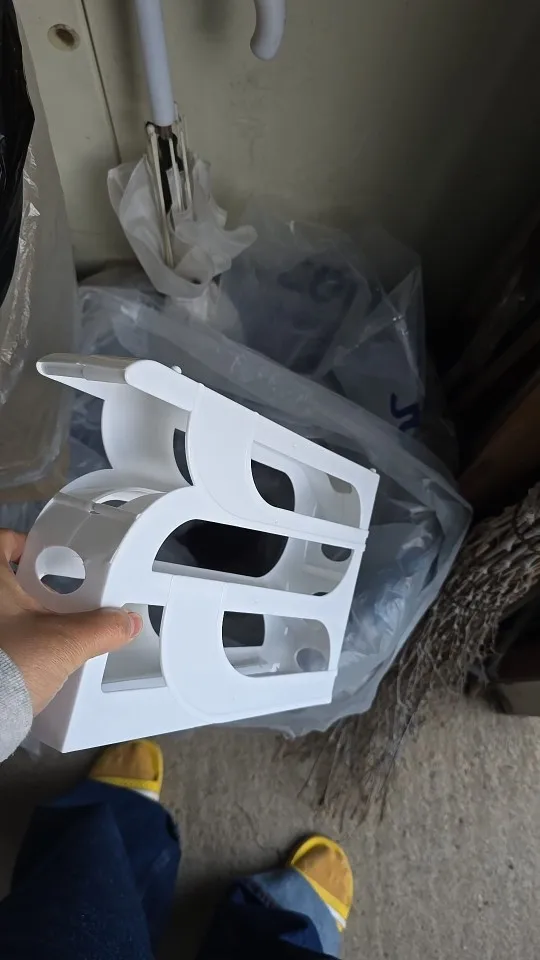 🍳 אחסון ביצים בסטייל! 🏠 תיבת אחסון 4 שכבות עם דלת צד נוחה. ✨ סדר מושלם למטבח שלכם!