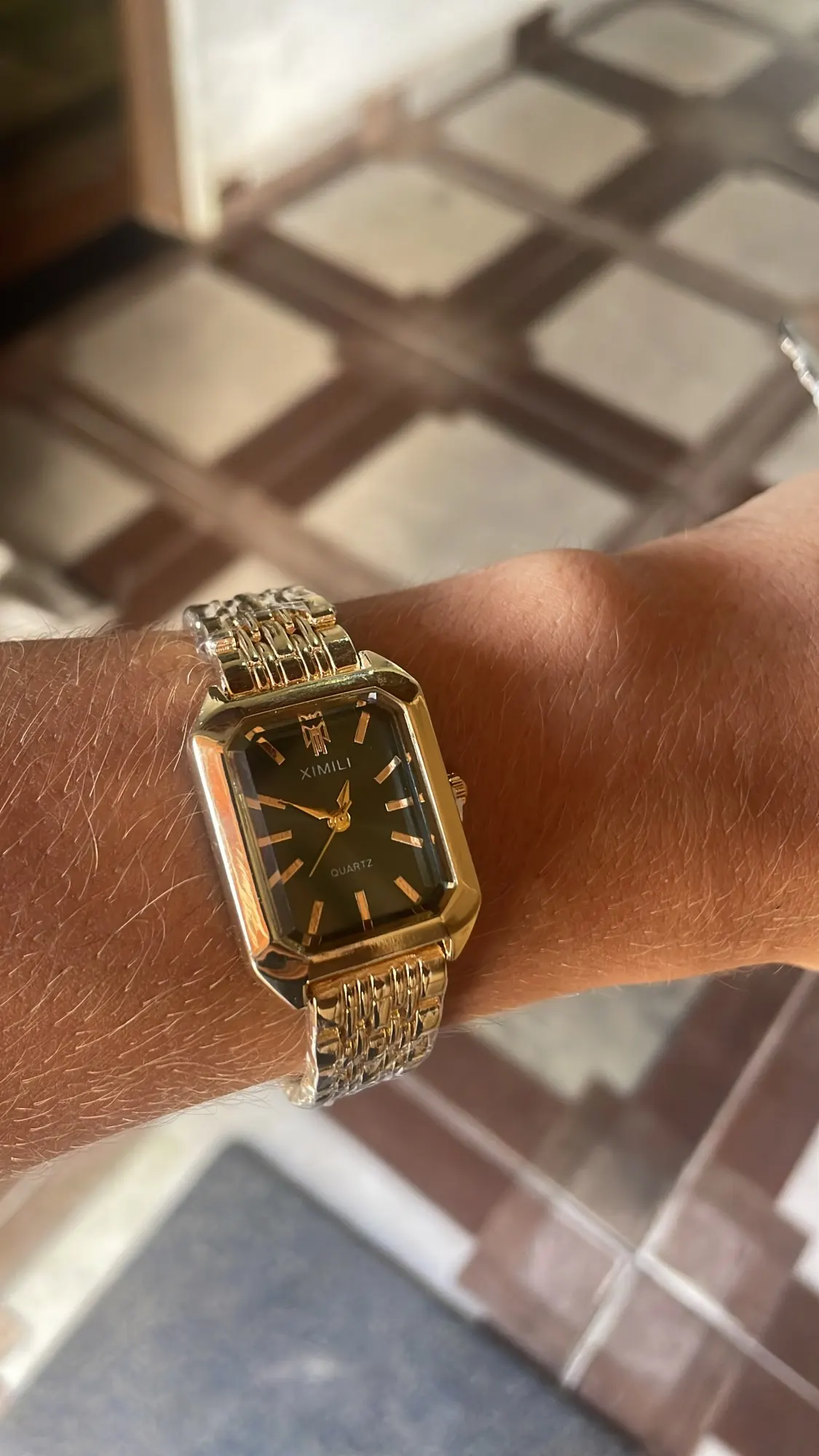 Women's 32mm Square Quartz Watch photo review