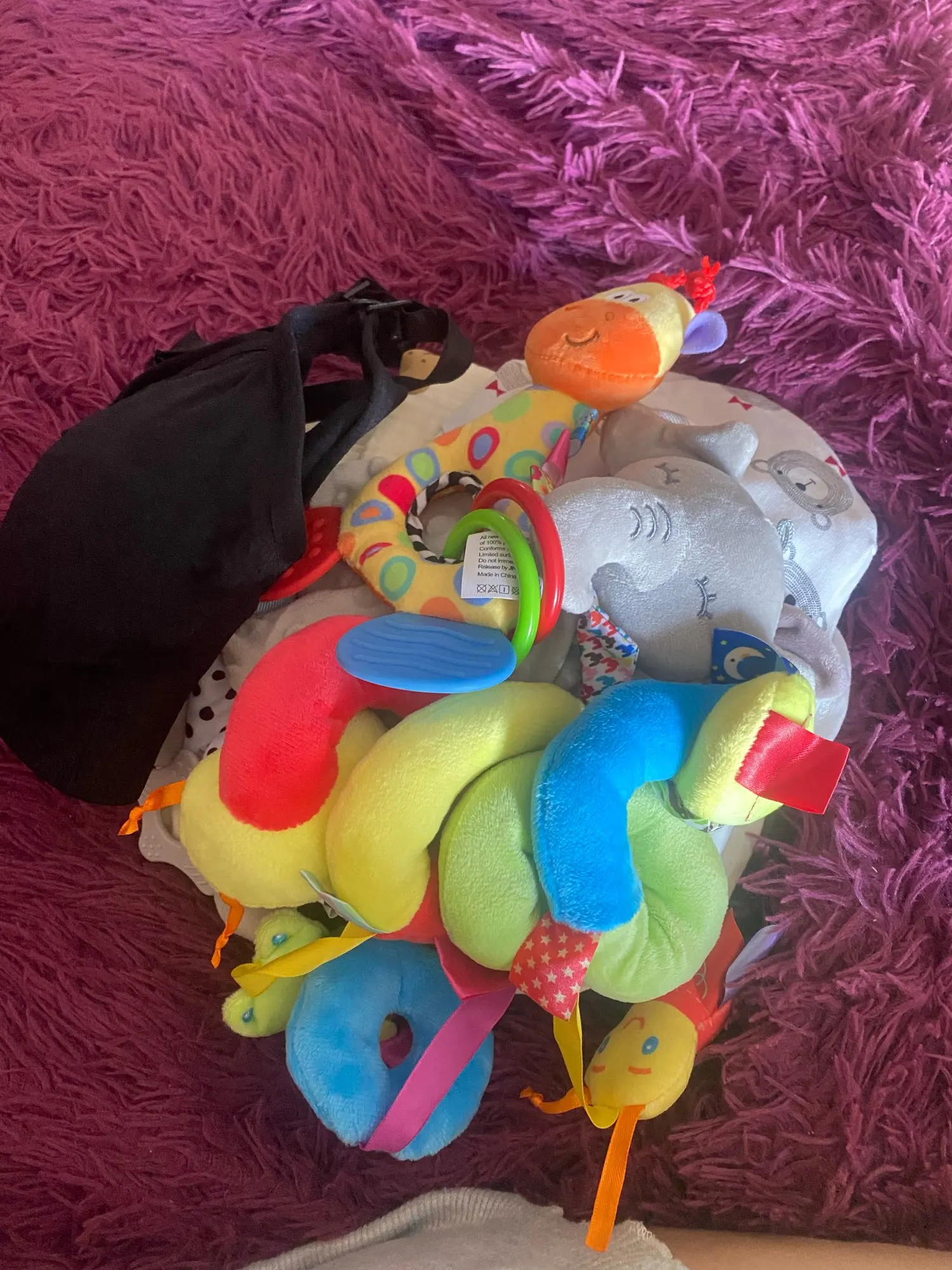 11pcs optional,baby crib bell rattle baby stroller hanging bell multifunctional pinch bright colors photo review