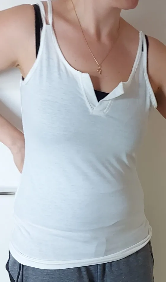 Women's Solid Color V-Neck Camisole - Backless Sleeveless Streetwear Top photo review