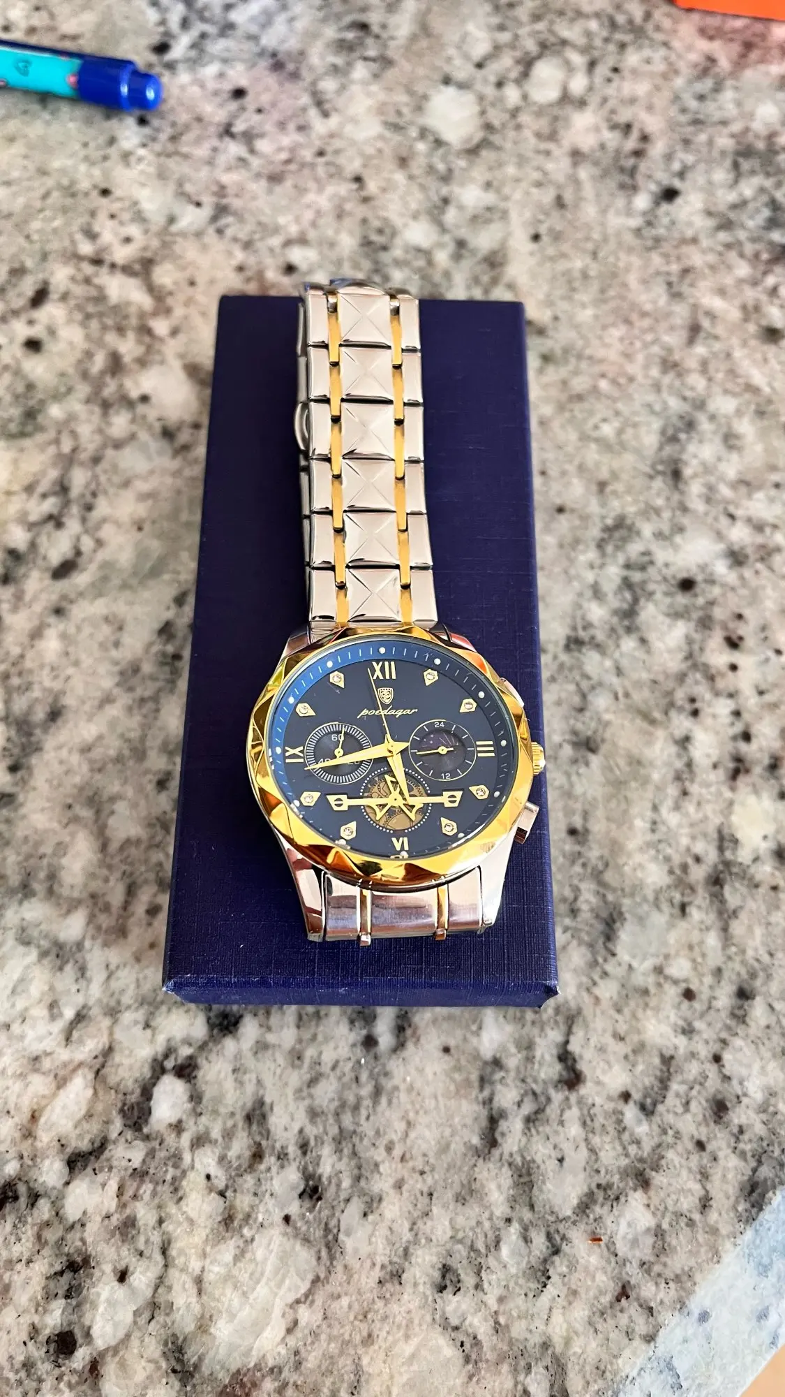 POEDAGAR Luxury Men's Quartz Watch photo review