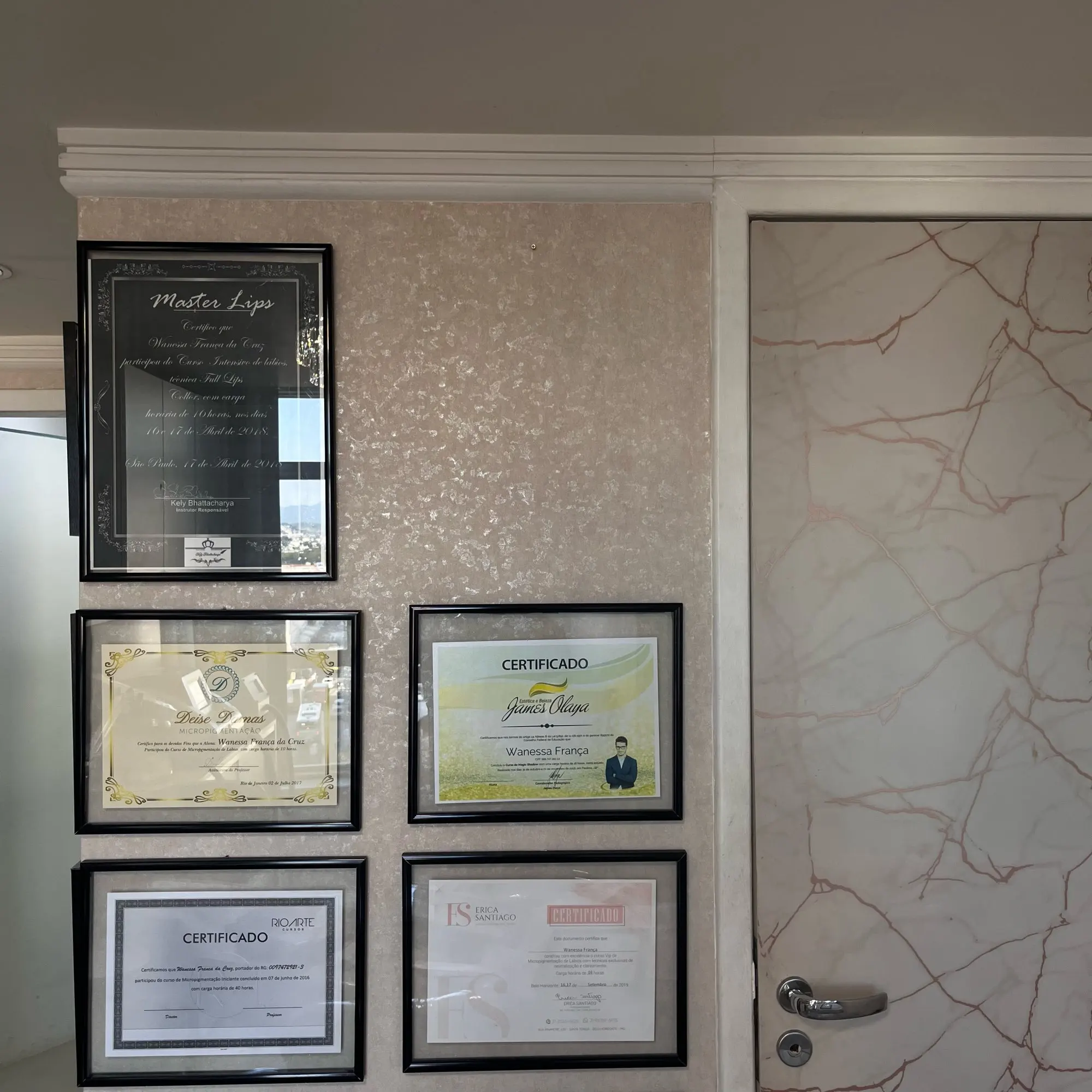 Seelenbetäubende Creme 96,9 % vor Permanent Make-up/Microblading/Tätowierung photo review