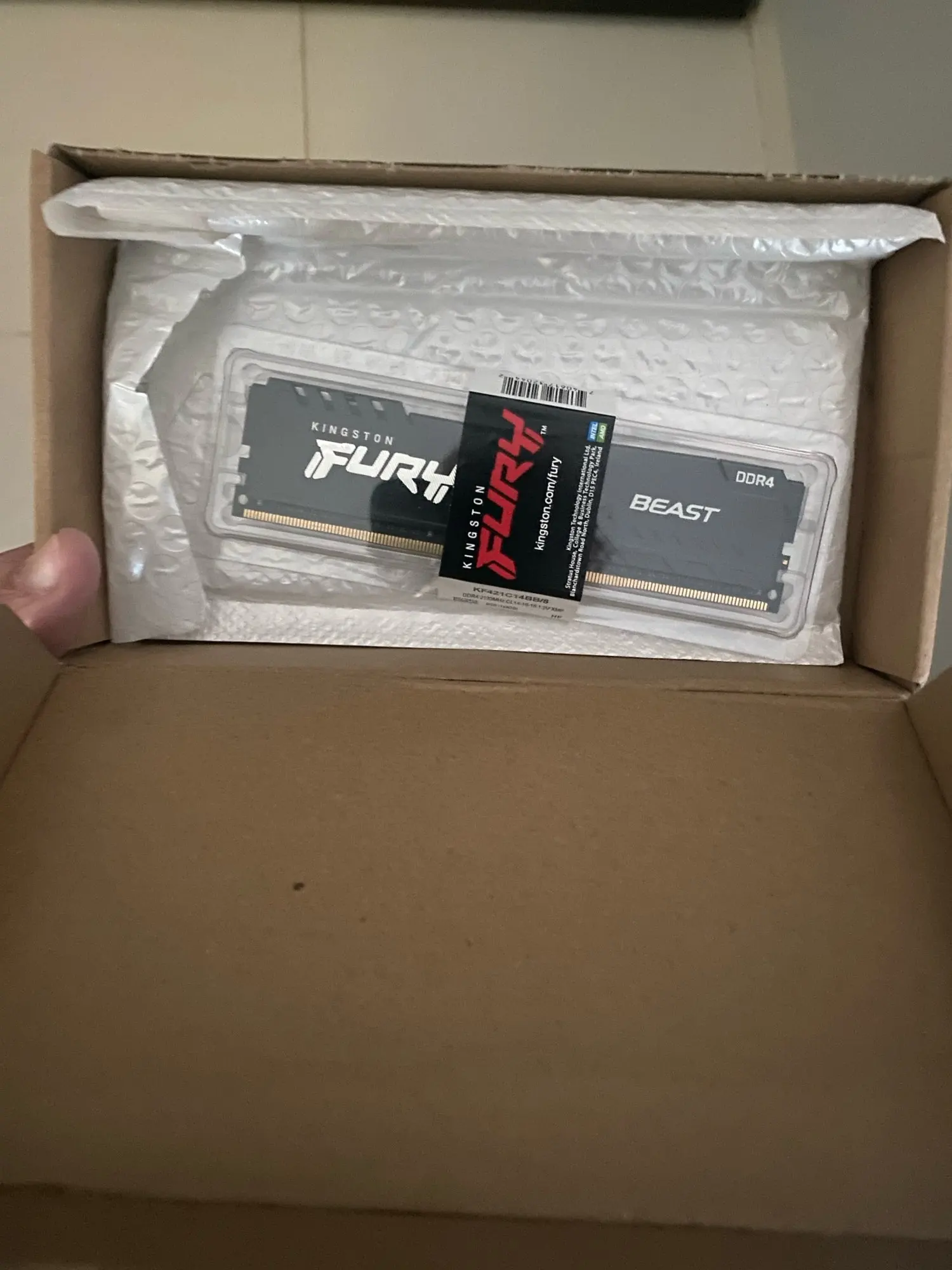 Kingston Fury Beast DDR4 8G 16G 32GB 3600 3200Mhz RAM PC Memory 288Pin XMP2.0 Heatsink For Desktop AMD or INTEL Motherboard photo review