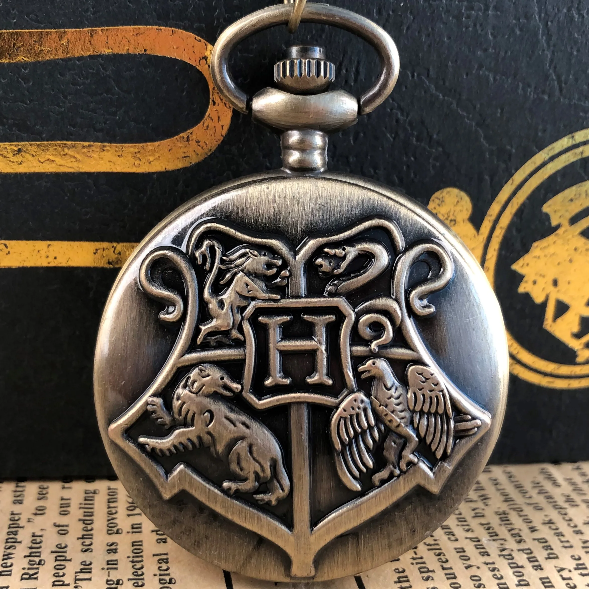 

Children's cartoon series Pocket Watch Necklace Steampunk Quartz Pendant Clock Boy Girl Birthday Gift