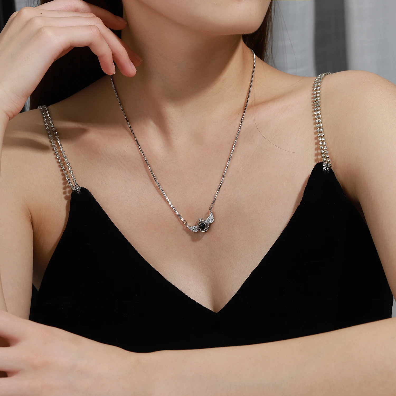 Custom Personalized Angel Wing Pendant Custom Photo Projection Necklace For Women Memorial Jewelry Charm Christmas Gift For Her