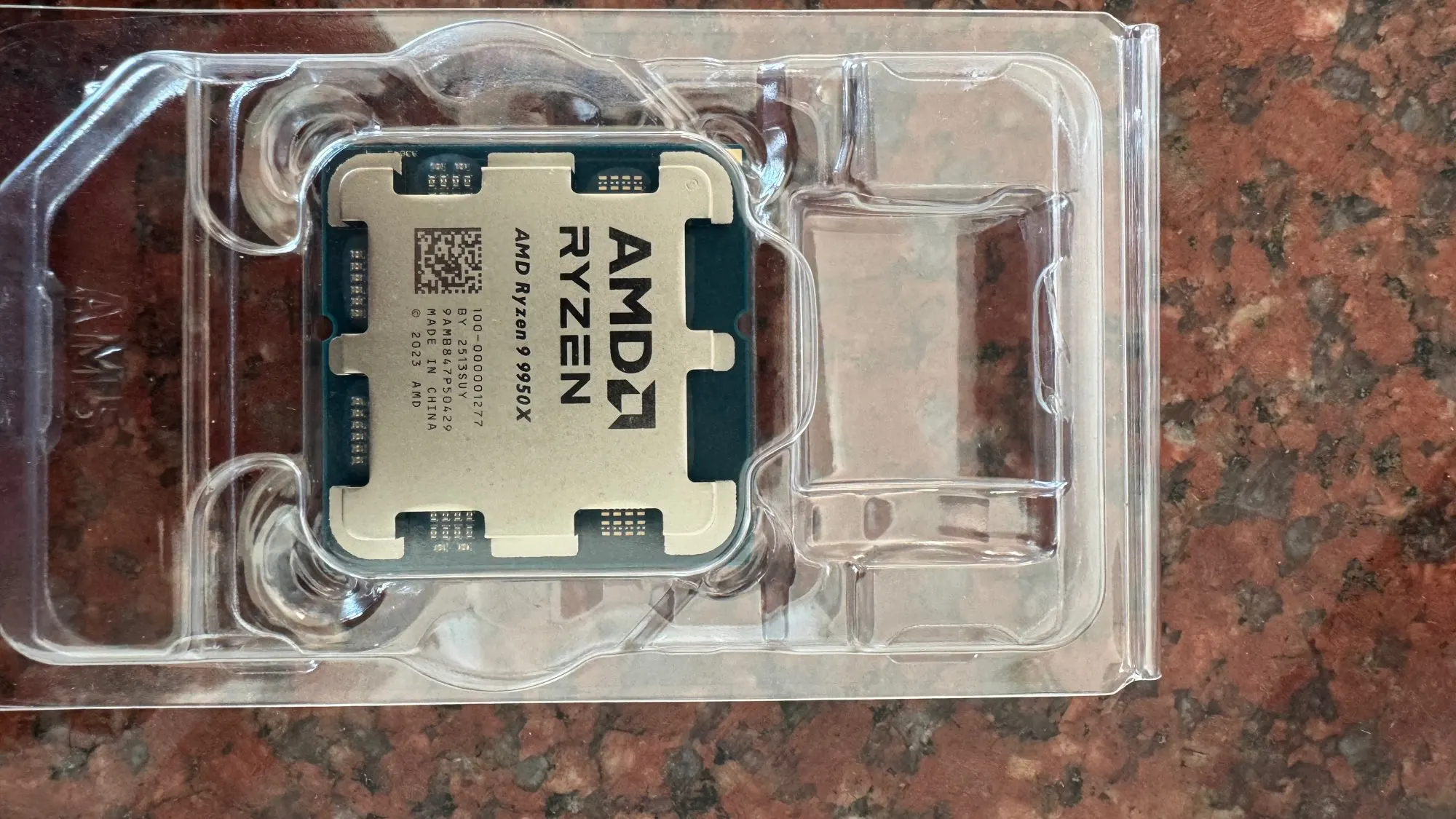 AMD Ryzen 9 9950X R9 9950X New 16 Cores 32 Threads 5.7GHz AM5