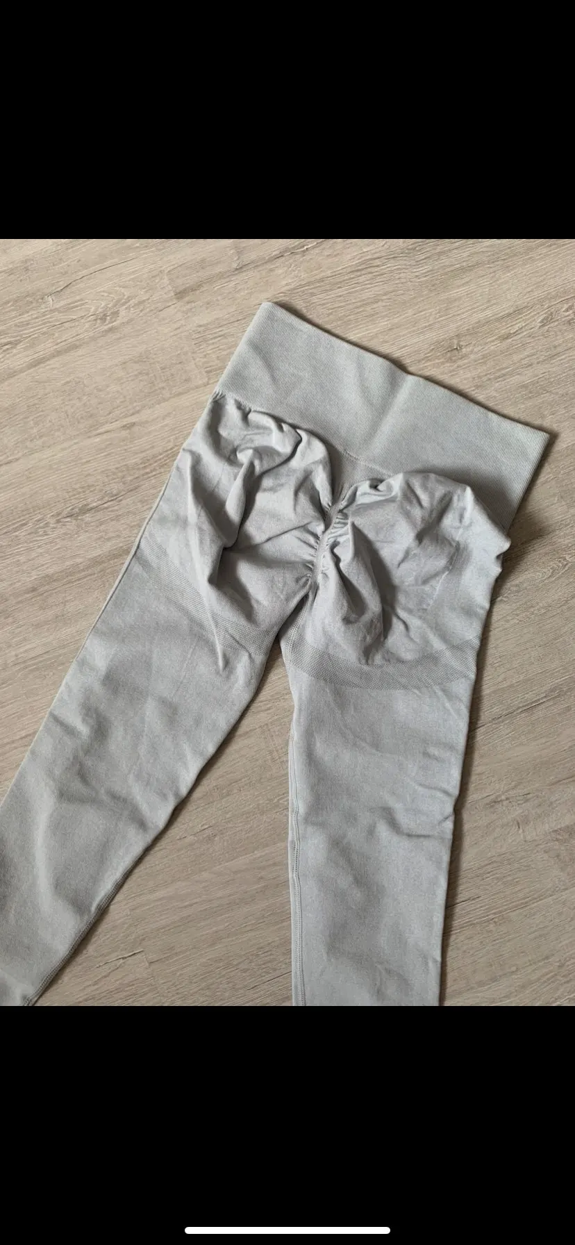 Women's High Waist Seamless Hip Lifting Yoga Leggings photo review