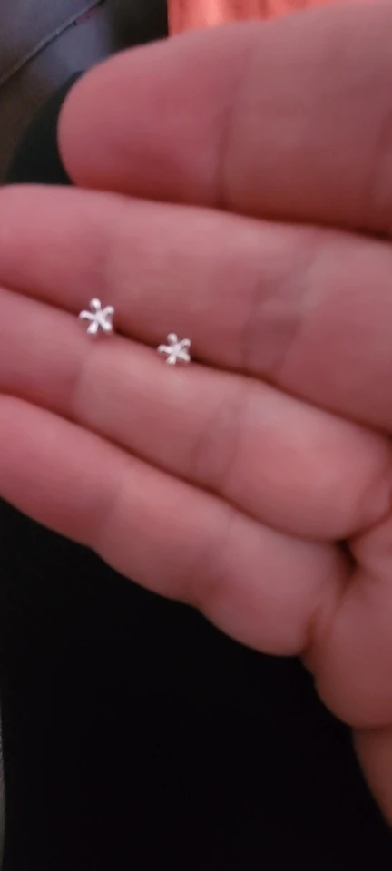 Nuevos pendientes de corazón para mujer, hipoalergénicos, uso diario, minimalista, estrella bonita, Color plata, oreja, joyería Pierc para niñas, regalos photo review
