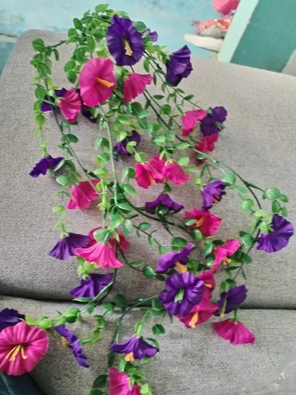 Artificial Flower New Artificial Hanging Flowers and Plants Easter Decoration 2025 UV-resistant and Realistic Room Decor Wedding photo review