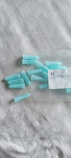 JUIDINTO 20/60pcs Plastic Drywall Wall Anchors Rubber Wall Plug Blue m6 m8 Plastic Expansion Tube for Tapping Screw photo review