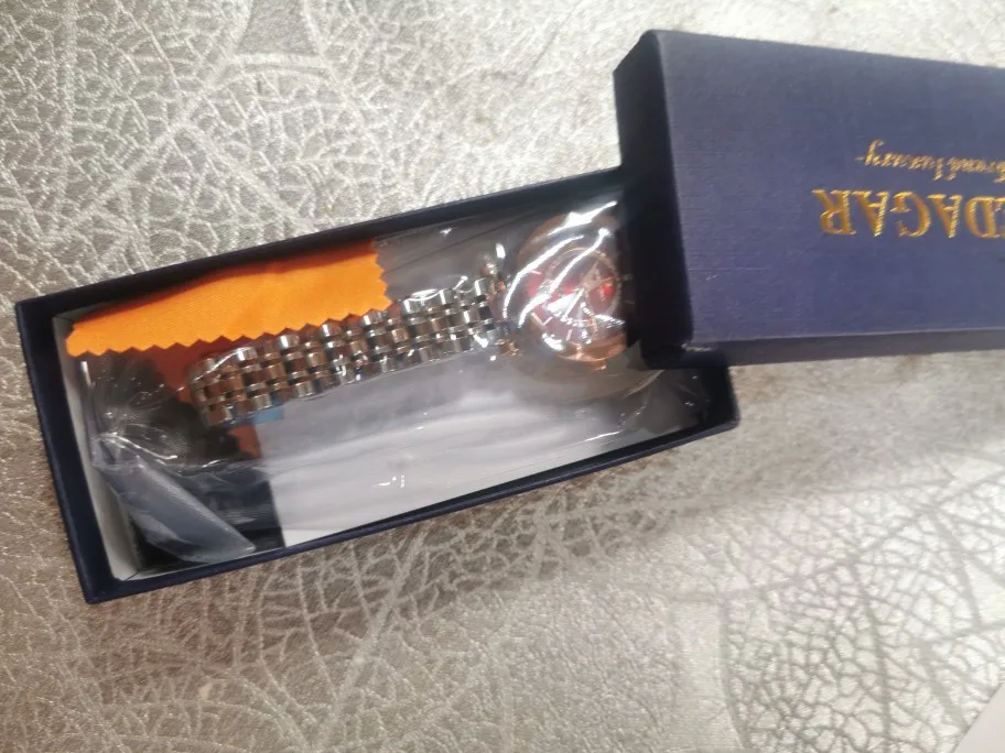 POEDAGAR Luxury Watch For Woman photo review