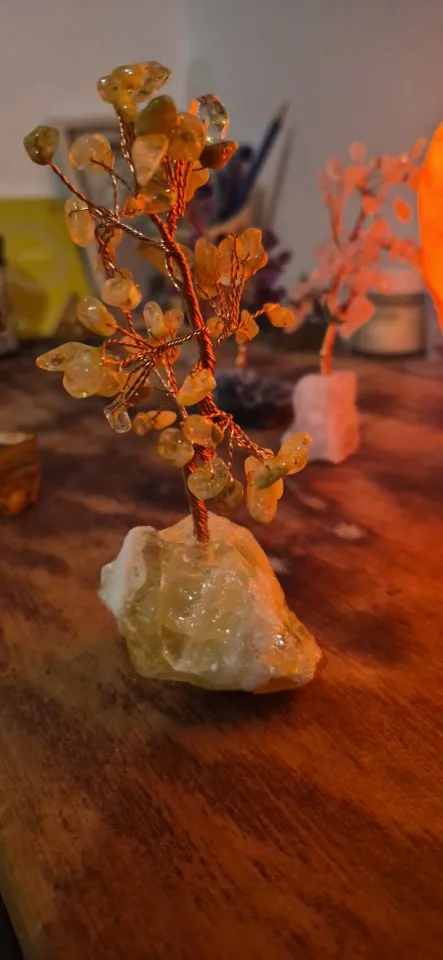 Arbre de Vie en Citrine – Base en Pierre Brute