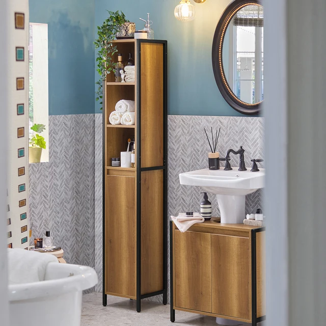 Bathroom High-wardrobe