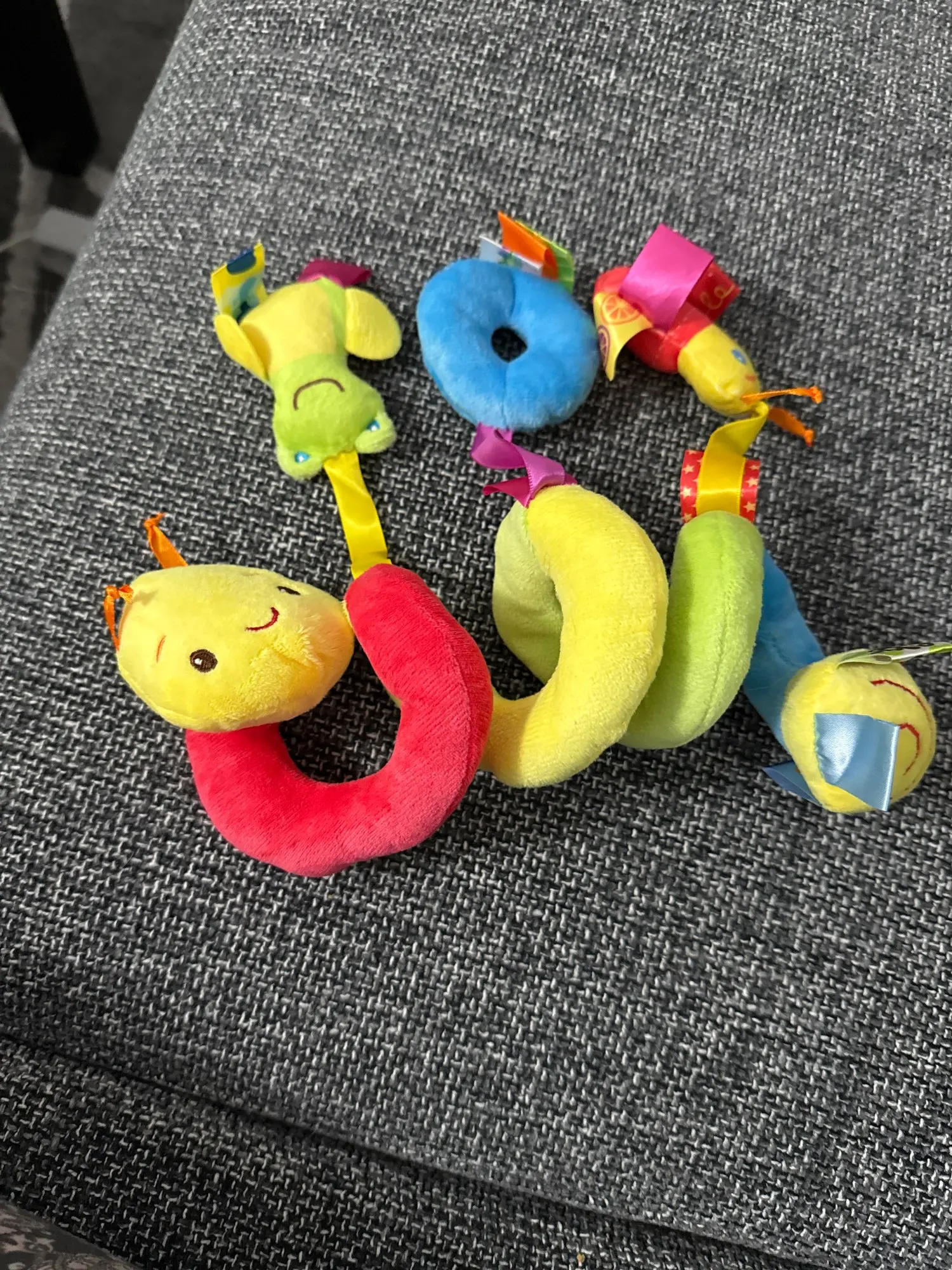 11pcs optional,baby crib bell rattle baby stroller hanging bell multifunctional pinch bright colors photo review