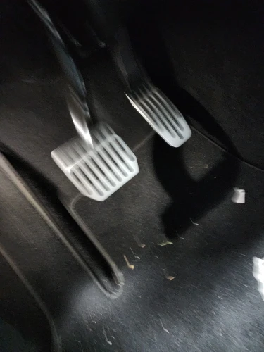 Teslahubs™ Aluminum Pedals Cover For Model 3/Y/S/X customer photo