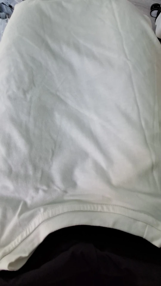 Premium White Cotton Crop Top - Breathable Summer Streetwear photo review