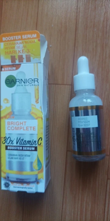 Garnier Whitening Essence photo review