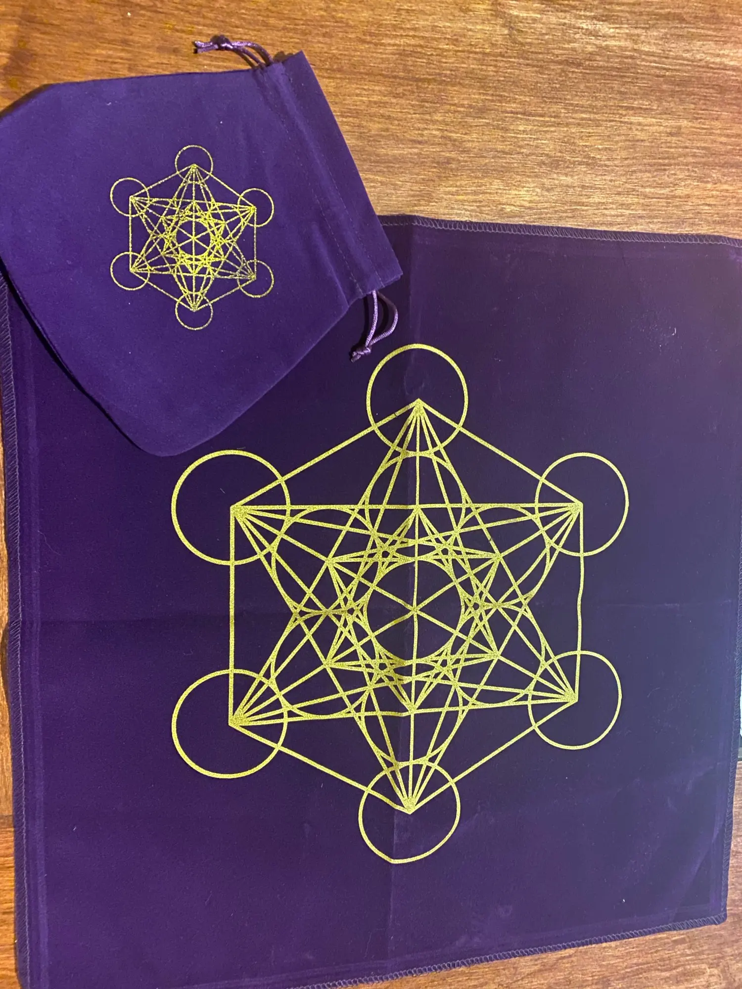 Tapis - nappe astrologie avec pochette de rangement carte divinatoire photo review