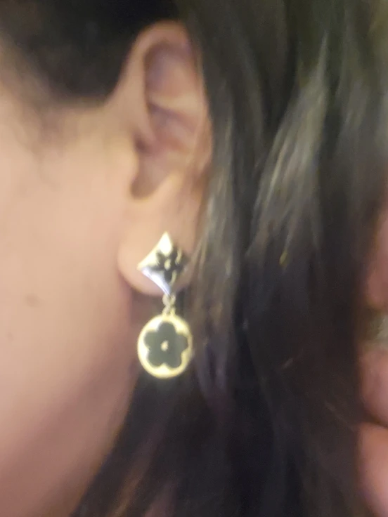 Lucky Woman Five Leaf Flower Drop Earrings photo review