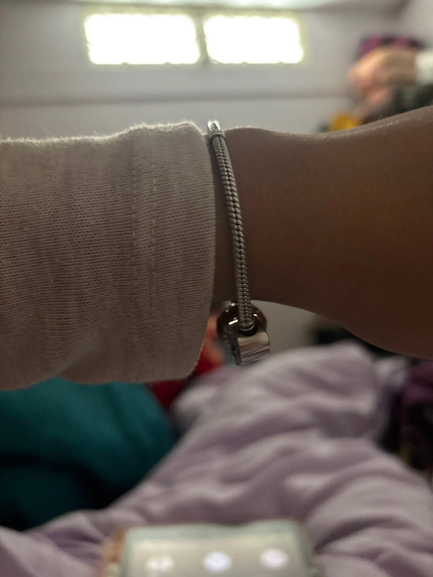 Joyería fina Original hecha a mano de lujo, pulsera de plata de ley 925 con dijes, pulseras suaves y lisas de hueso de serpiente para mujer photo review