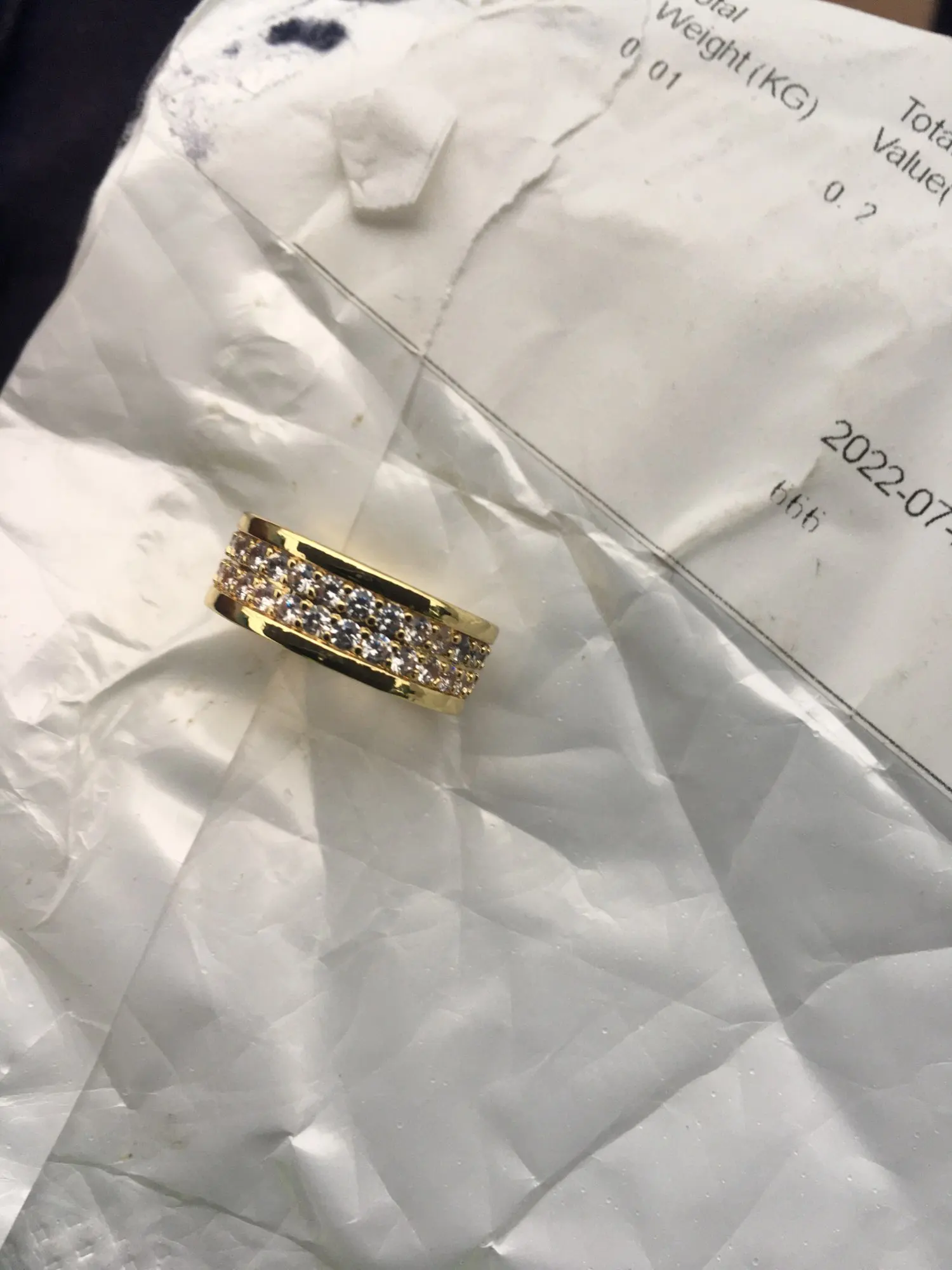 Underbara guldfärgade fingerringar för kvinnor Nyligen Bröllopsförlovningstrender Eternity Rings Cubic Zirconia Modesmycken