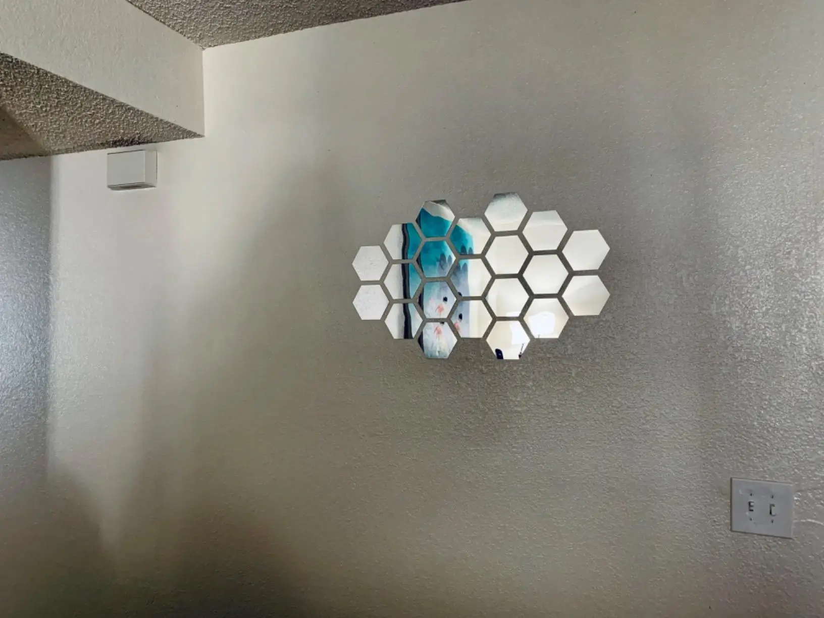 3D Hexagon Mirror Wall Stickers for Home Decor photo review