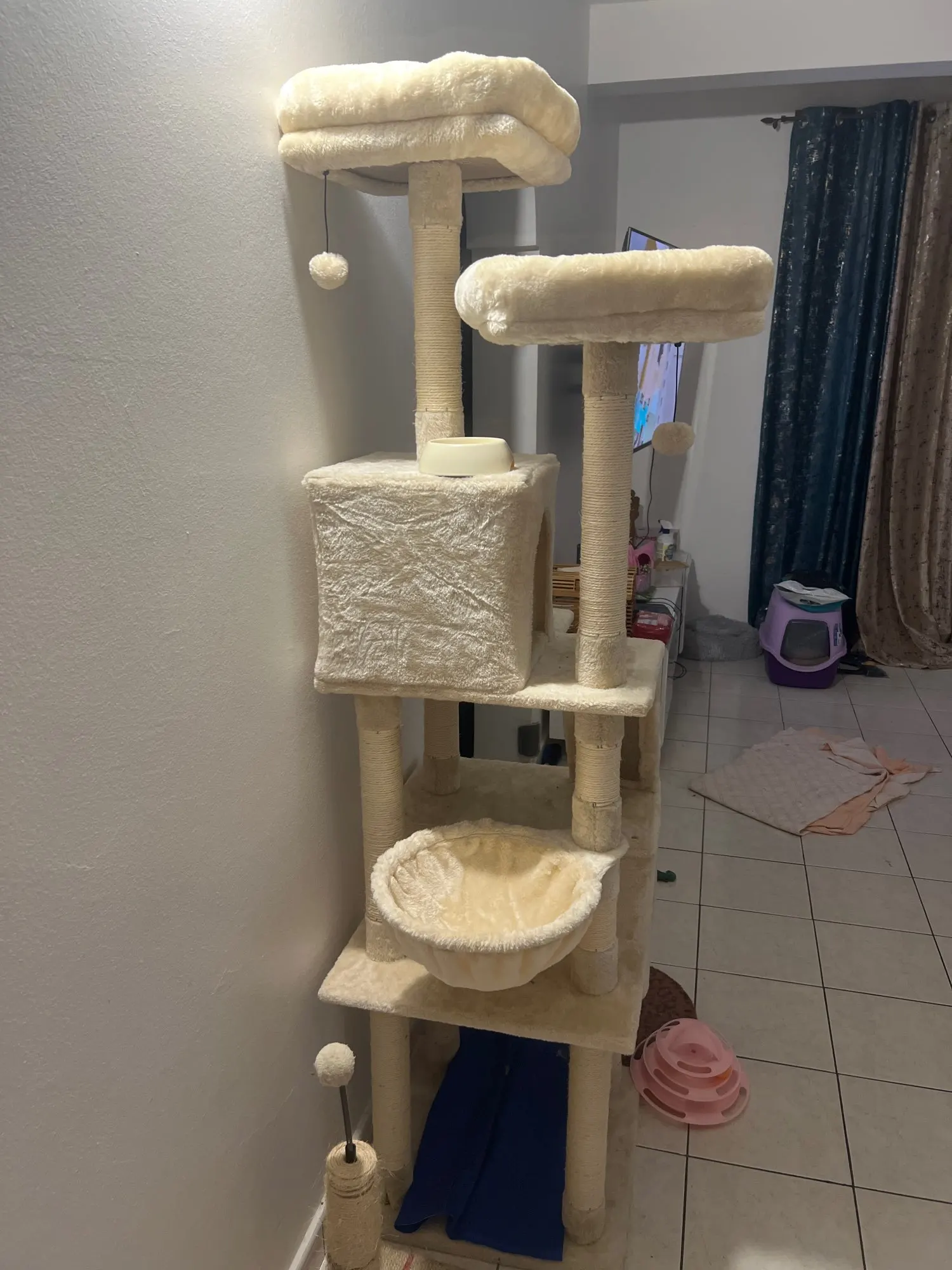 Domestic Delivery Cat Climbing Frame - Cat Scratching Post Tree Scratcher Pole Furniture Cat Toy photo review