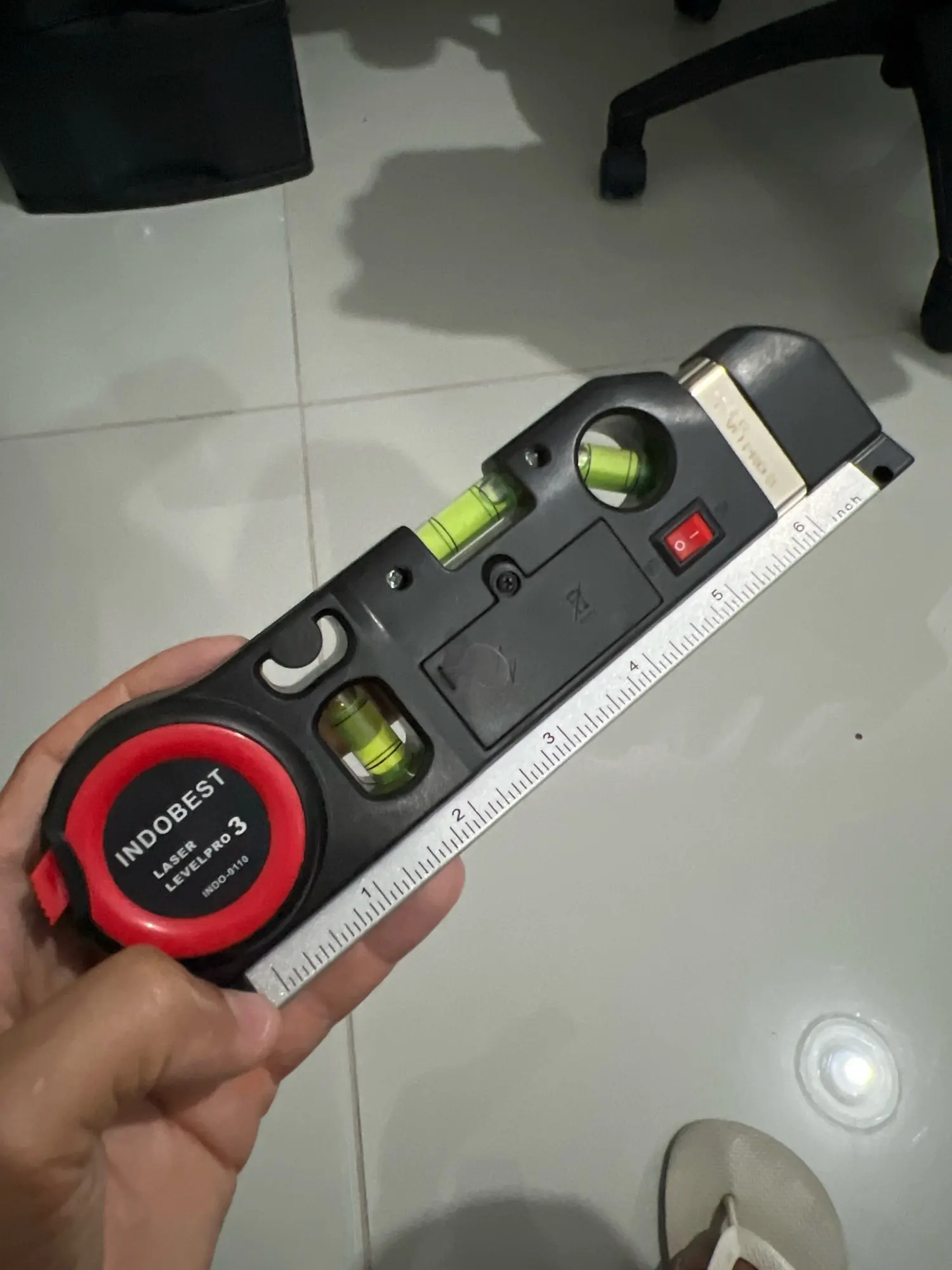 Ferramenta de Medição 4 em 1 - Nível Laser photo review