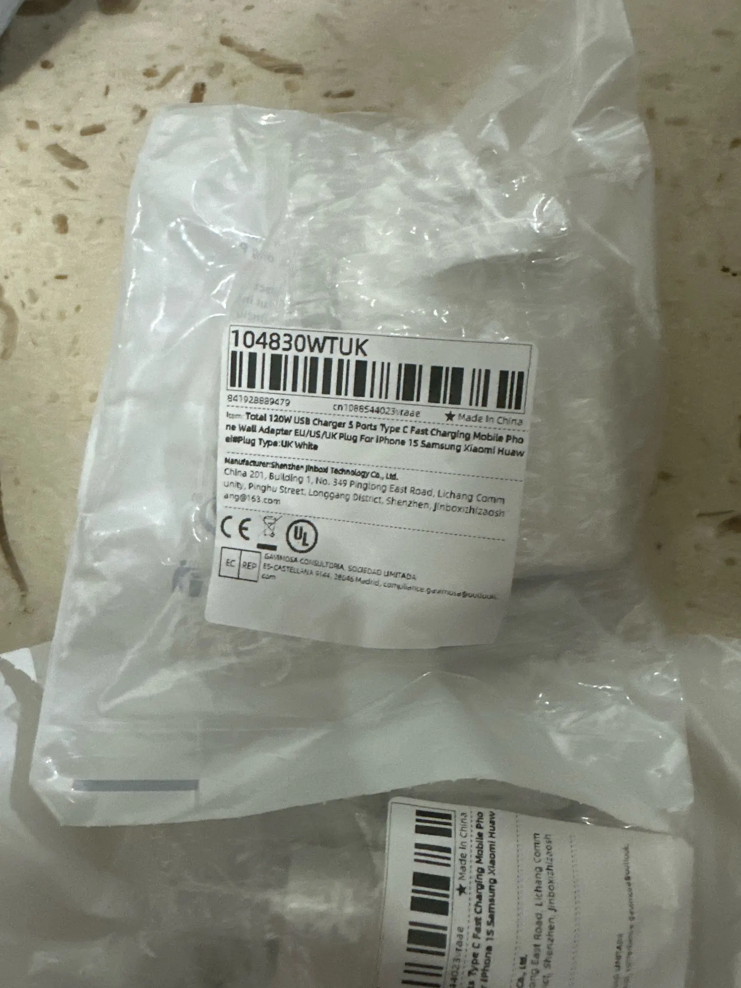 120W Multi Ports USB Charger Fast Charging Type C Mobile Phone Charger photo review