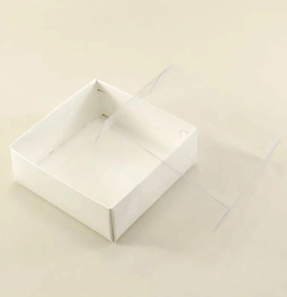 Chic Kraft Gift Boxes - Sustainable, Stylish Packaging for Unique and Personalized Gifts Transparent Lid Christmas Wedding Candy 2 Ade724aacf45f485696ba18e20f50b16f0