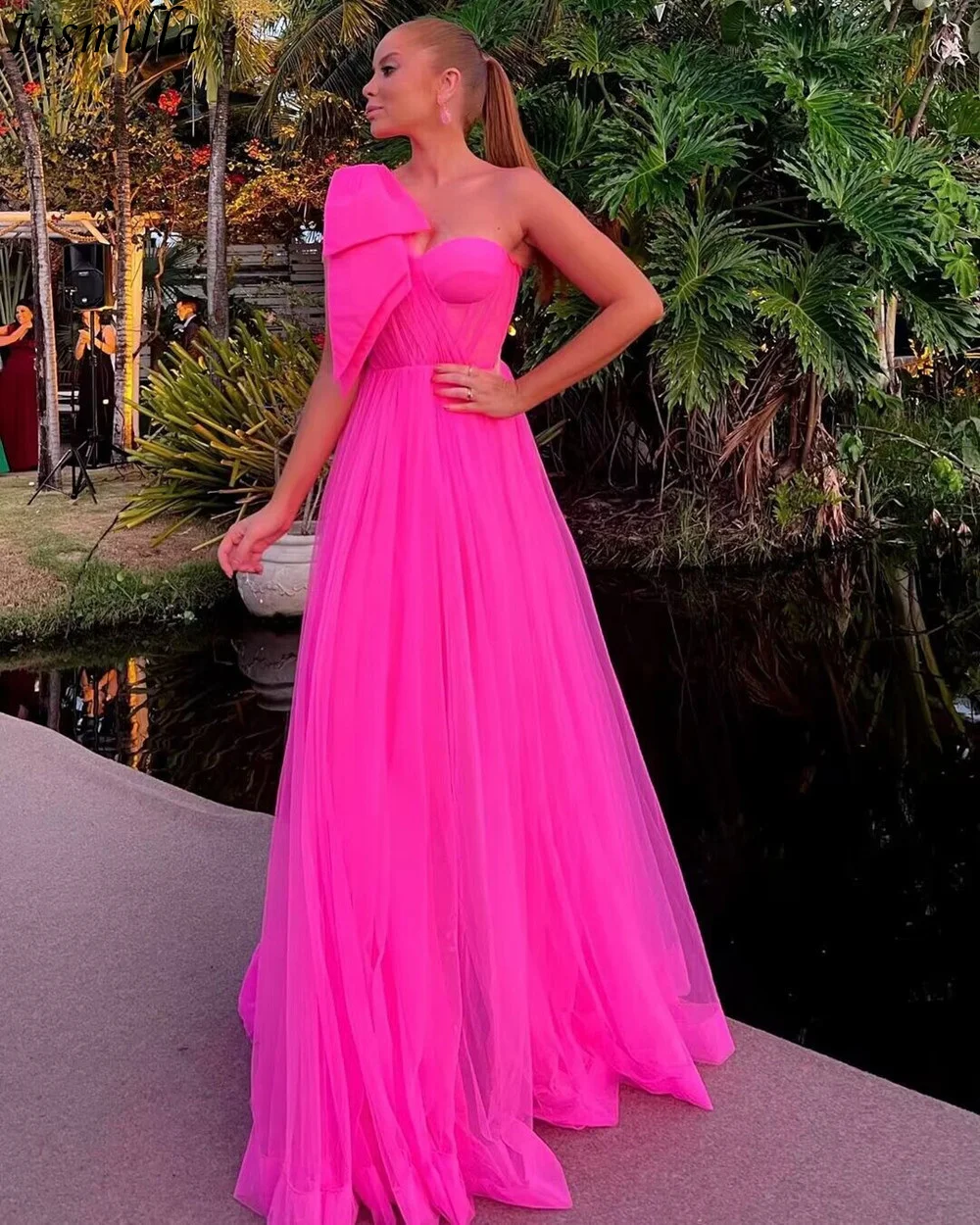 Elegant Sparkly V Neck Royal Blue Sleeveless 3D Rose Mermaid Prom Dress  Long Sequined Black Girls Gala Evening Party Wear Gowns Custom Made From  147,6 € | DHgate
