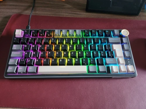 Teclado gamer Rk 75 photo review